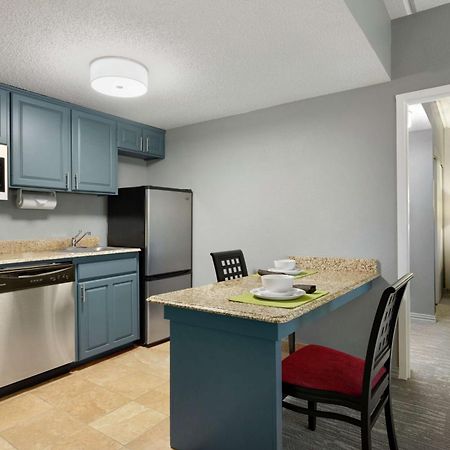 Hampton Inn And Suites Houston Clear Lake Nasa Webster Bagian luar foto