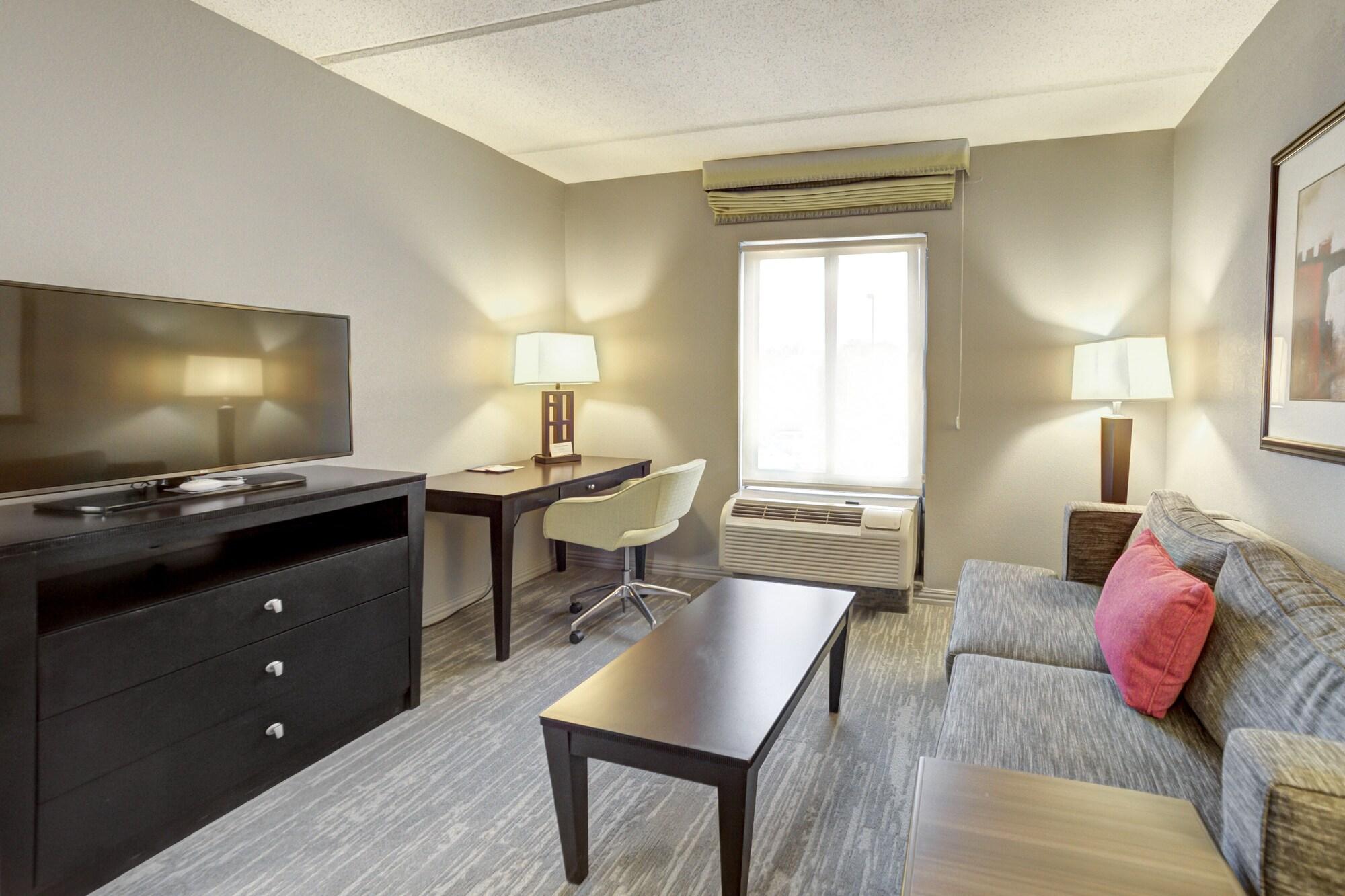 Hampton Inn And Suites Houston Clear Lake Nasa Webster Bagian luar foto