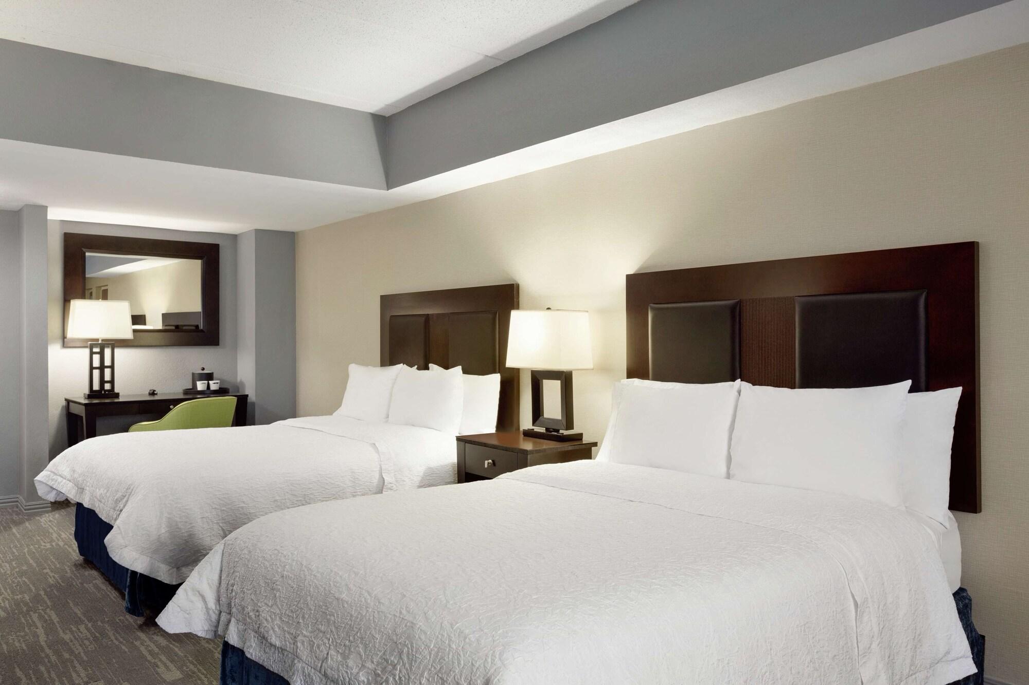 Hampton Inn And Suites Houston Clear Lake Nasa Webster Bagian luar foto