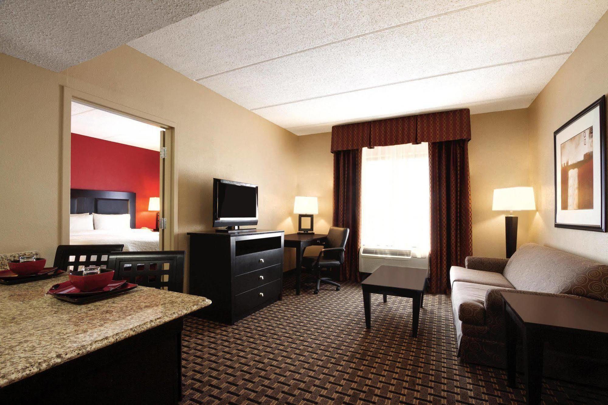 Hampton Inn And Suites Houston Clear Lake Nasa Webster Bagian luar foto
